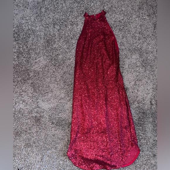 Red sparkle dress - Picture 3 of 10